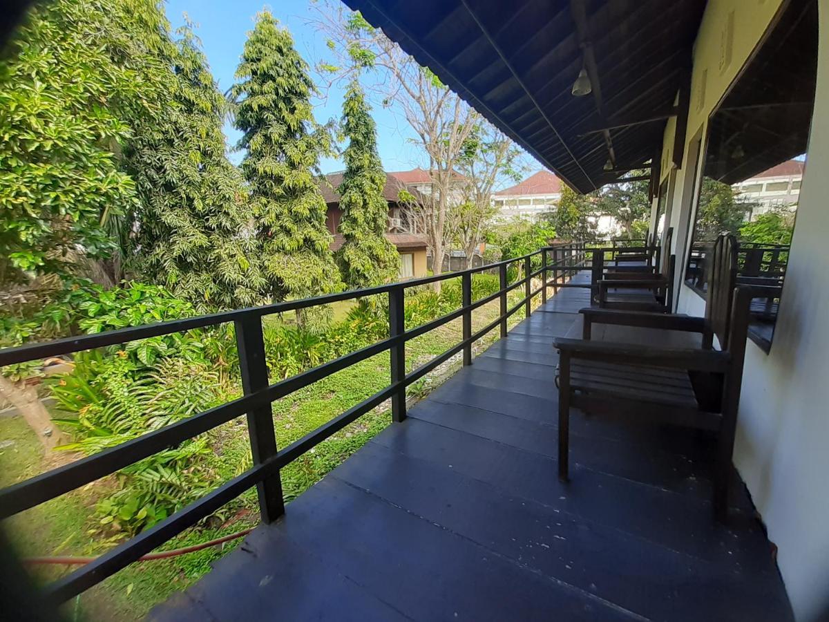 Puri Kutat Lestari Hotel Sanur  Exterior photo