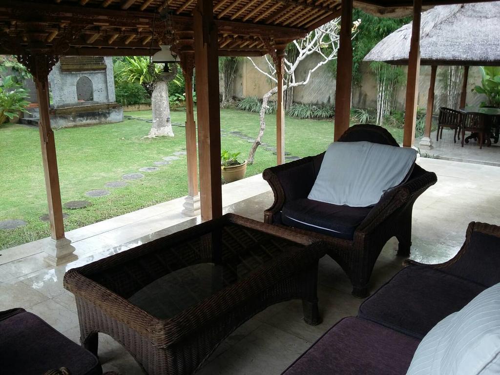 Puri Kutat Lestari Hotel Sanur  Exterior photo