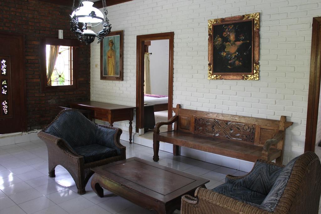 Puri Kutat Lestari Hotel Sanur  Exterior photo